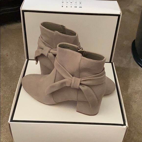 White House Black Market Shoes - White House Black Market Ankle Boots size 8.5